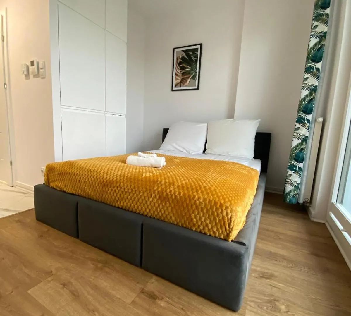 Lejlighed Warszawski Hongkong, Kultowe Miejsce Warszawa